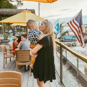 Meet your Posher, Monroe